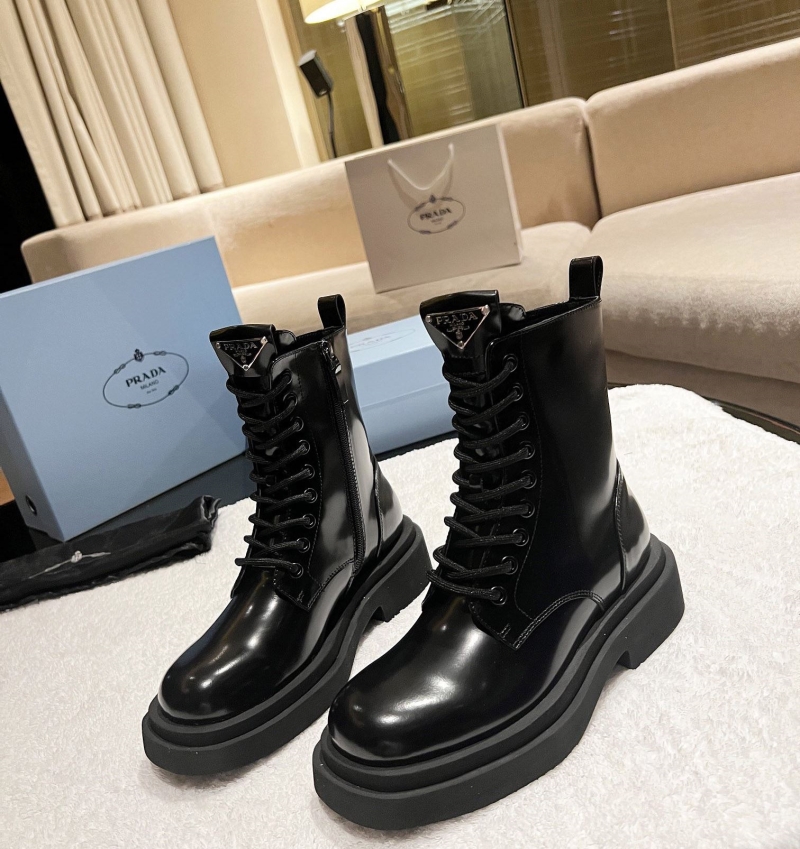 Pra*a boots